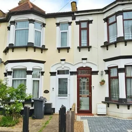 Buy this 3 bed townhouse on Mortlake Road in Loxford, London