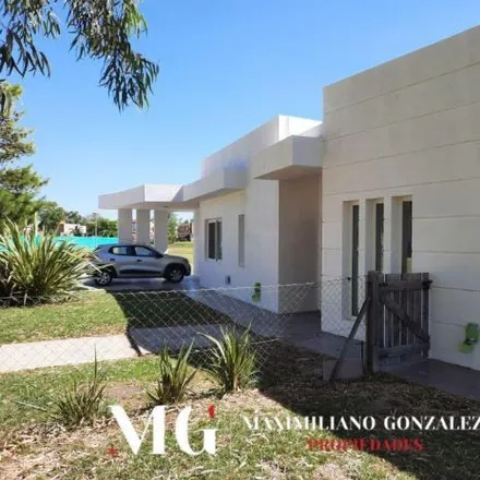 Rent this 4 bed house on unnamed road in Partido de Ezeiza, B1803 HAA Tristán Suárez