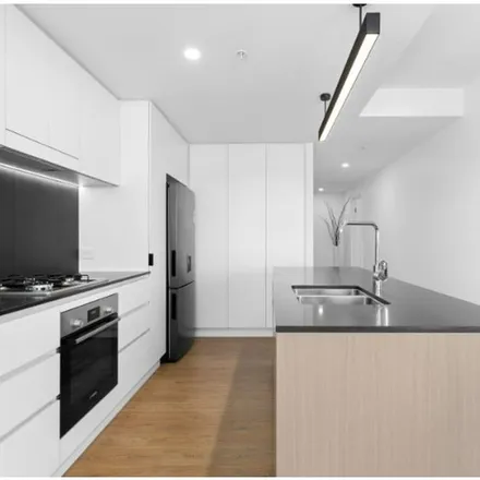 Image 2 - Brisbane 1 Towers, Peel Street, South Brisbane QLD 4101, Australia - Apartment for rent