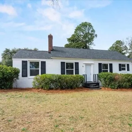 Buy this 3 bed house on 702 West Greene Street in Cheraw, SC 29520