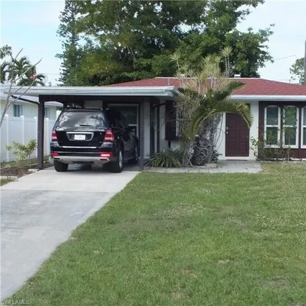 Rent this 2 bed house on 827 93rd Avenue North in Collier County, FL 34108