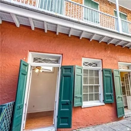 Image 3 - 933 Toulouse Street, New Orleans, LA 70130, USA - Apartment for rent