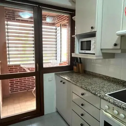 Rent this 2 bed apartment on Avenida del Rascacielos in 31010 Barañain, Spain