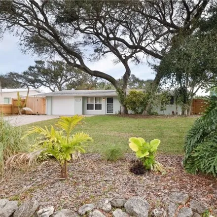 Image 2 - Indian River Village, 2307 Saxon Drive, New Smyrna Beach, FL 32169, USA - House for sale