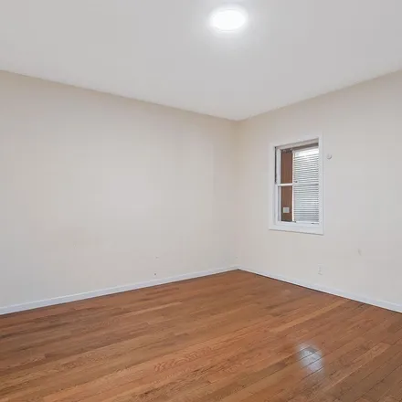 Rent this 1 bed apartment on 39 Mercer Street in Jersey City, NJ 07302