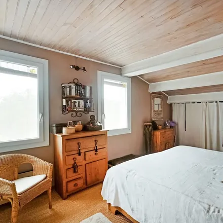 Rent this 3 bed house on Sommieres in 5 Place de la République, 30250 Sommières
