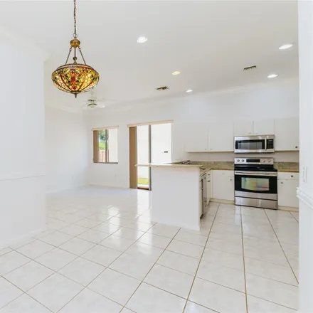 Image 9 - 1870 Northwest 100th Way, Pembroke Pines, FL 33024, USA - House for sale