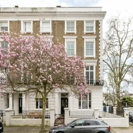 Rent this 1 bed townhouse on 19 Sunderland Terrace in London, W2 5PA