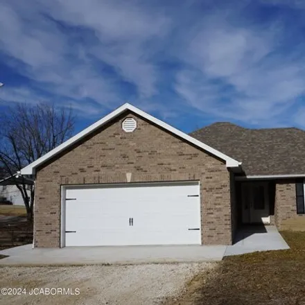 Buy this 3 bed house on 725 Cedar Bluff Drive in Cole County, MO 65101