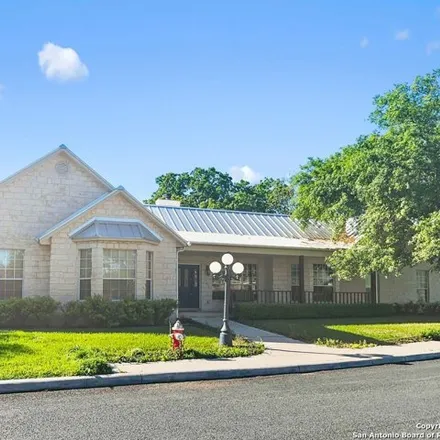 Rent this 3 bed house on 305 East Hosack Street in Boerne, TX 78006