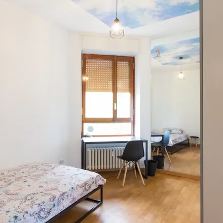 Rent this 6 bed room on Via Piero Preda in 20136 Milan MI, Italy