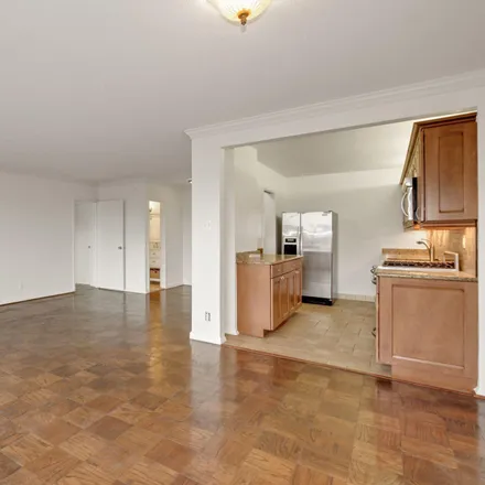 Image 7 - The Willoughby of Chevy Chase Condominium, South Building, 4515 Willard Avenue, Village of Friendship Heights, Westbard, MD 20815, USA - Condo for sale