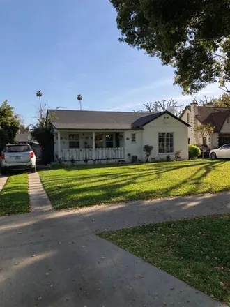 Buy this 3 bed house on 4174 East Huntington Boulevard in Fresno, CA 93702