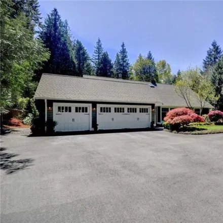 Buy this 4 bed house on 2154 197th Avenue Southeast in Sammamish, WA 98075