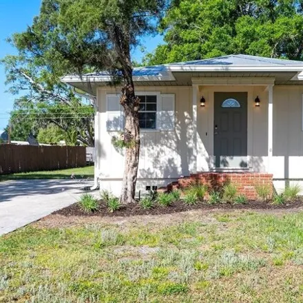 Buy this 3 bed house on 1257 20th Avenue West in Palmetto, FL 34221