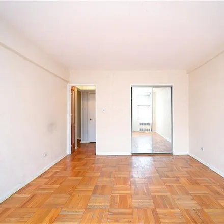 Buy this 1 bed condo on 735 Avenue W in New York, NY 11223