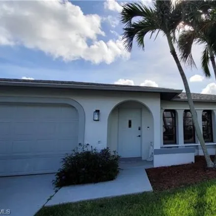 Image 3 - 1124 Southeast 13th Terrace, Cape Coral, FL 33990, USA - House for rent