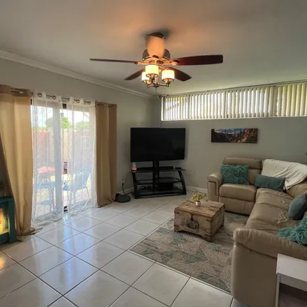 Image 9 - 3813 Victoria Drive, Palm Beach County, FL 33406, USA - Townhouse for rent