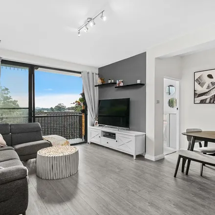 Image 7 - Woodlawn Avenue, Mangerton NSW 2500, Australia - Apartment for rent