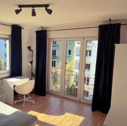 Rent this 1 bed room on Gervinusstraße 24 in 60322 Frankfurt, Germany