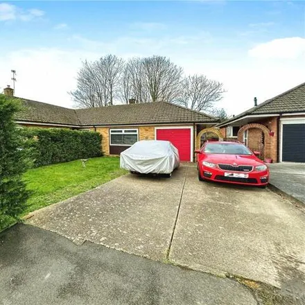 Buy this 3 bed house on Speedy Pizza in 327 Milton Road, Havant