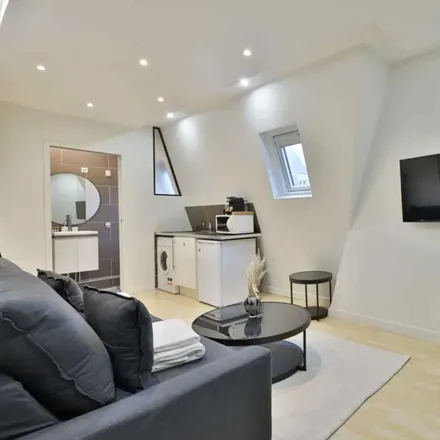 Image 3 - 6 Rue Meissonier, 75017 Paris, France - Apartment for rent