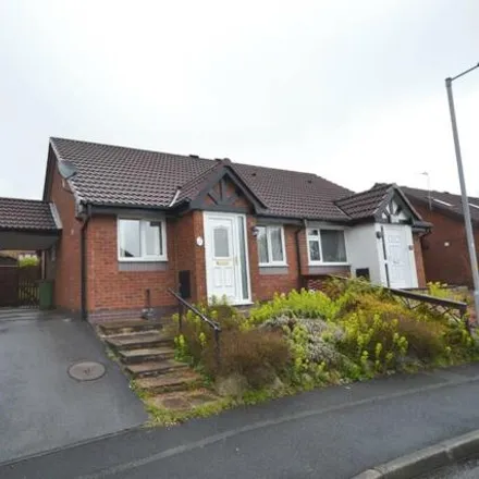 Buy this 2 bed duplex on West Vale in Radcliffe, M26 4FG