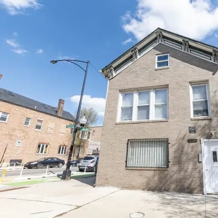 Rent this 3 bed house on 959 North Wolcott Avenue in Chicago, IL 60622