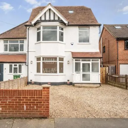Image 1 - 5 Rotherfield Road, London, SM5 3DN, United Kingdom - Duplex for sale