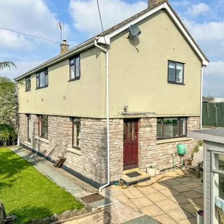 Buy this 4 bed house on Batch Farm in West End Lane, Nailsea