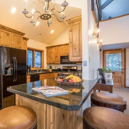 Image 4 - 190 Forest Road, Vail, CO 81657, USA - Apartment for sale