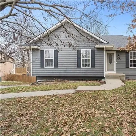 Buy this 3 bed house on 705 Woodson Street in Kearney, MO 64060