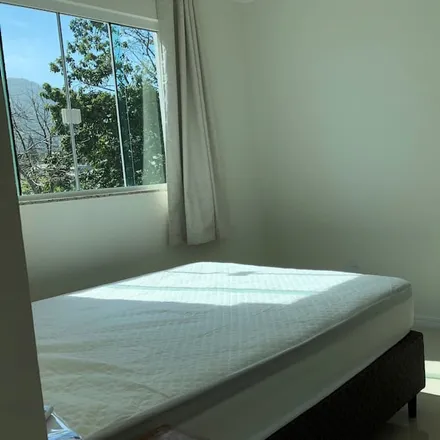 Rent this 2 bed apartment on Vila Nova in Imbituba - SC, 88780-000
