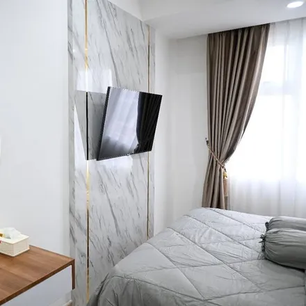Rent this 1 bed apartment on Universitas Sumatera Utara in Pintu Doraemon, Titi Rantai