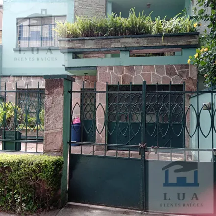 Buy this studio house on Avenida Colonia del Valle in Colonia Del Valle, 03103 Mexico City