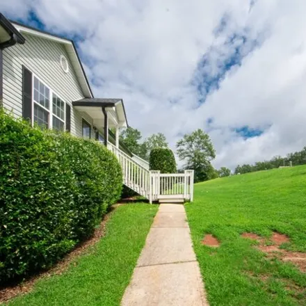 Image 3 - 185 Hidden Brook Trl, Newnan, Georgia, 30265 - House for sale