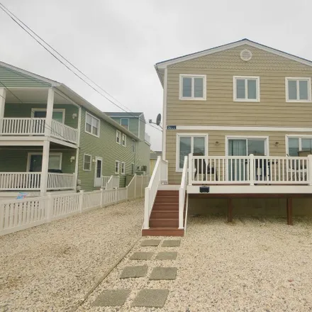 Buy this 4 bed townhouse on 3600 Central Avenue in Sea Isle City, Cape May County