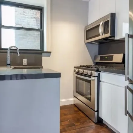 Rent this 4 bed apartment on Art Clinic in 106 Ridge Street, New York