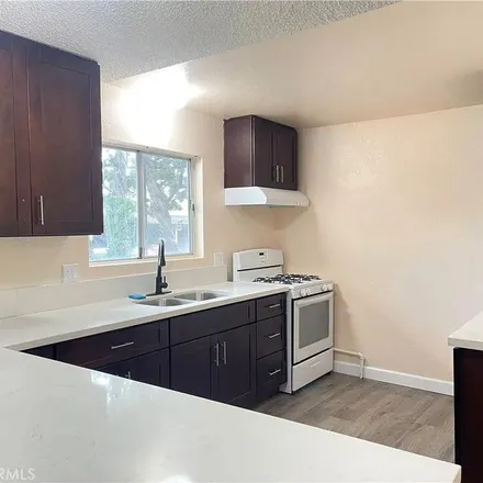 Rent this 2 bed apartment on Maple Street in Pasadena, CA 91104