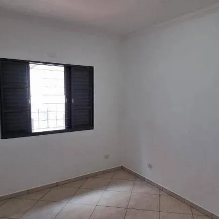 Rent this 4 bed house on Rua Luísa Brilha Campos 38 in Centro, Mairiporã - SP