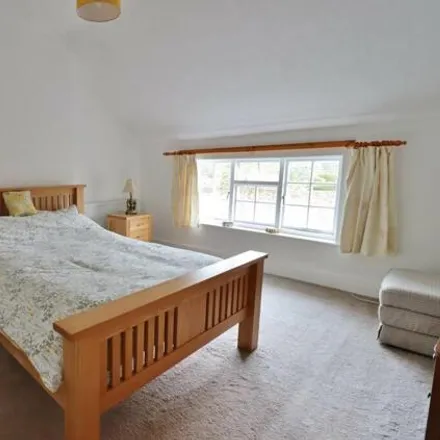 Image 5 - 5 Kennet Place, Hungerford, RG17 0TB, United Kingdom - Townhouse for sale