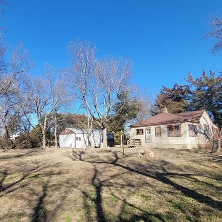 Image 7 - West Court Street, Lincoln Center, KS 67455, USA - House for sale