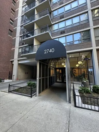 Rent this 1 bed condo on Park View Tower in 2740 North Pine Grove Avenue, Chicago