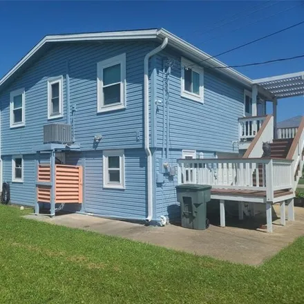 Buy this 2 bed house on 4222 Mason Dr in Galveston, Texas