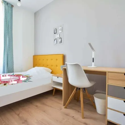 Rent this 2 bed room on 17 Rue Jeanne d'Arc in 54100 Nancy, France