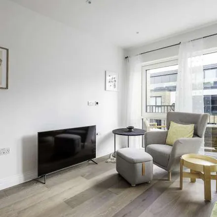 Image 5 - Chelsea Creek Tower, Park Street, London, SW6 2QF, United Kingdom - Apartment for rent