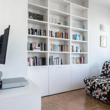 Image 5 - Via Bramante, 37, 20154 Milan MI, Italy - Apartment for rent