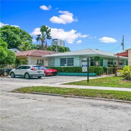 Buy this 2 bed house on 1964 Pierce Street in Hollywood, FL 33020