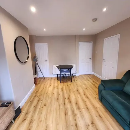 Rent this 3 bed apartment on The Green in Holywood, United Kingdom