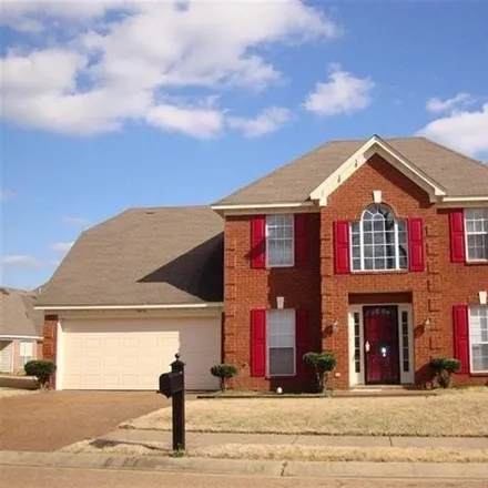 Rent this 4 bed house on 3826 Sundale Way West in Shelby County, TN 38135
